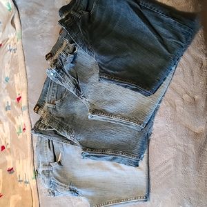 4 pair of men's Lee Jeans regular fit with 1% spandex